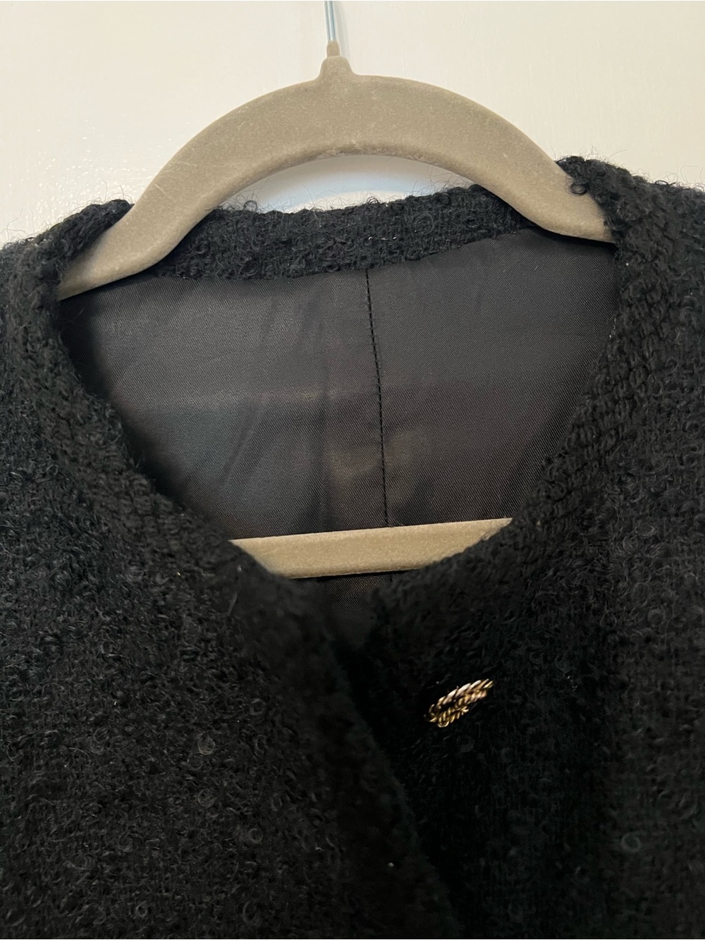 Black Bouclé Jacket Gold Chain Buttons Collarless Lady Jacket - Picture 5 of 8